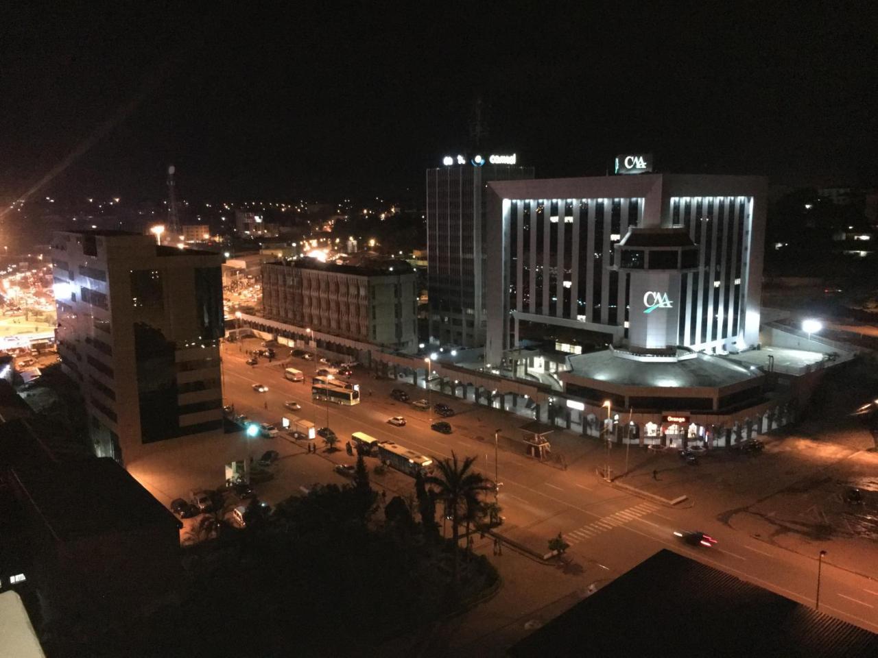 Djeug'Appart Hotel Yaoundé Exterior foto